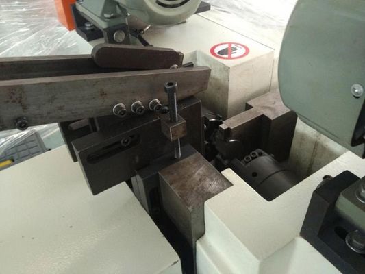 Macchine per la camferatura di fine di precisione, mulino a doppia testa per la camferatura di tubi rotondi/barre rotonde
