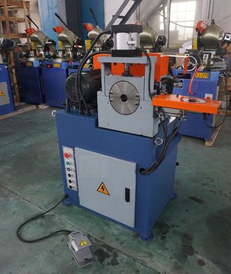 DJ120 Macchina per la camferatura di barre rotonde a testa singola
