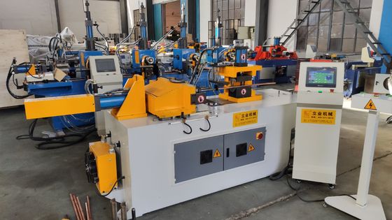 SG40NC Pipe End Forming Machine Quattro Stazione Operazione per 2 pollici di acciaio Pipe Riduzione
